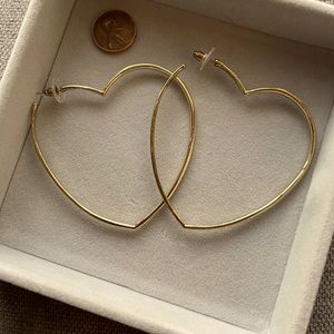 💛 Heart Hoops